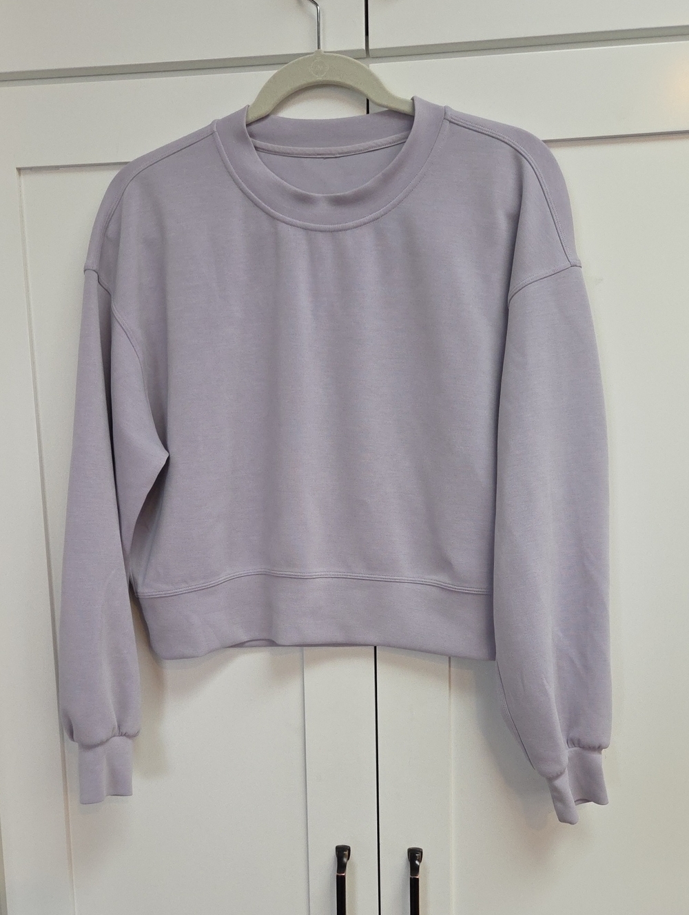lululemon athletica Pale Lavender Active Top Size 4